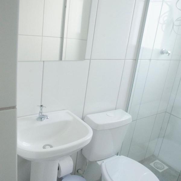 AP c GARAGEM 900m do centro MUITO AREJADO 6 andar, prédio com piscina e academia - Foto 3