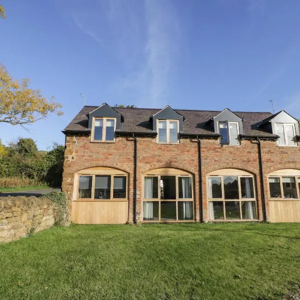 Granary Cottage, hotel in Southam