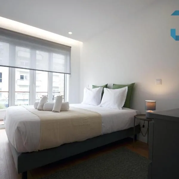 Sogra Apartment by JC with Balcony, Hotel in Porto