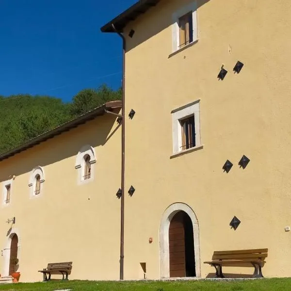 Casa Fra Ambrogio, hotel en Mascioni