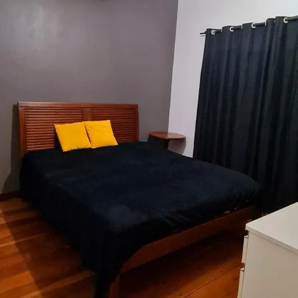 Casa com banheira prox USP e Centro, hotel in Ribeirão Preto