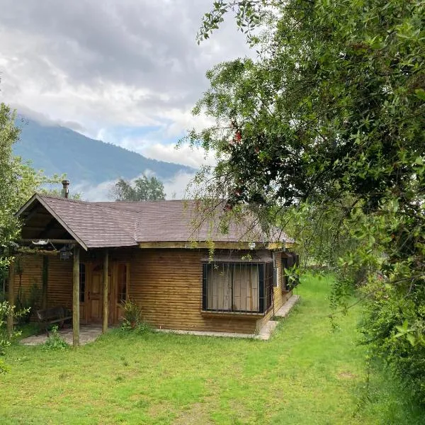 Cabaña En Lago colbun, sector Pasó Nevado, hotel em Vilches