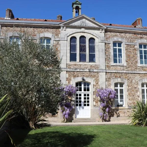 La Maison D'Olivier, hotel em Mesnard-la-Barotière