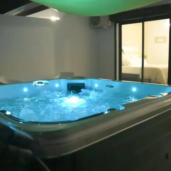 Lodge Palmeraie & son Jacuzzi exclusif, hotel di Matoury