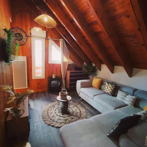 Le Loft Doré – hotel w mieście Ustou