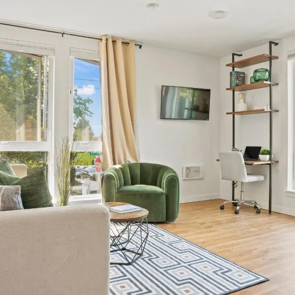 NEW Bright Capitol Hill Condo, Great Location Views、シアトルのホテル