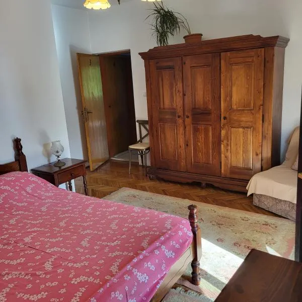 Studio apartman sa pogledom na more, hotel v destinaci Meljine