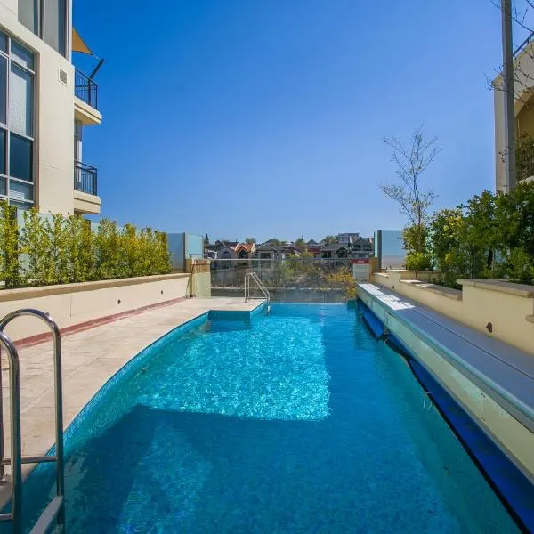 Royal Respite Spacious Apartment - Walk to Restaurants, hotel din Perth