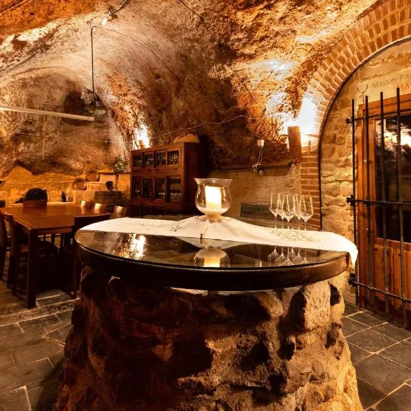 Vinarius - Exclusiva Posada Rural con cava romana del siglo III y manantial, hotel em Castellanos de Villiquera