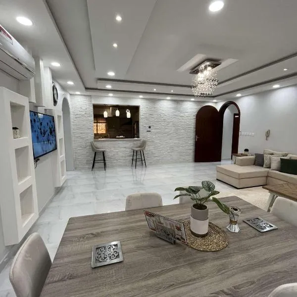 Beitk Al-ula Apartments شقق بيتك العلا, hotel in Al-ʿUla