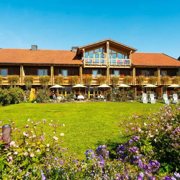 Hotel An der Brunnader - Die Therme befindet sich 4 Geh-Minuten entfernt, hotel in Bad Birnbach