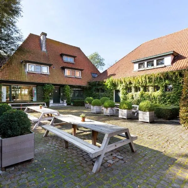Guesthouse Brouwershuis, hotel v destinaci Poperinge
