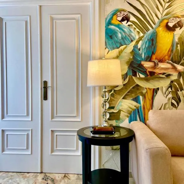 Precioso apartamento Los Remedios Triana Plaza España y Centro Histórico, hotel in Seville