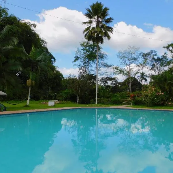 Puerto Quito Lodge, hotel in Pedro Vicente Maldonado