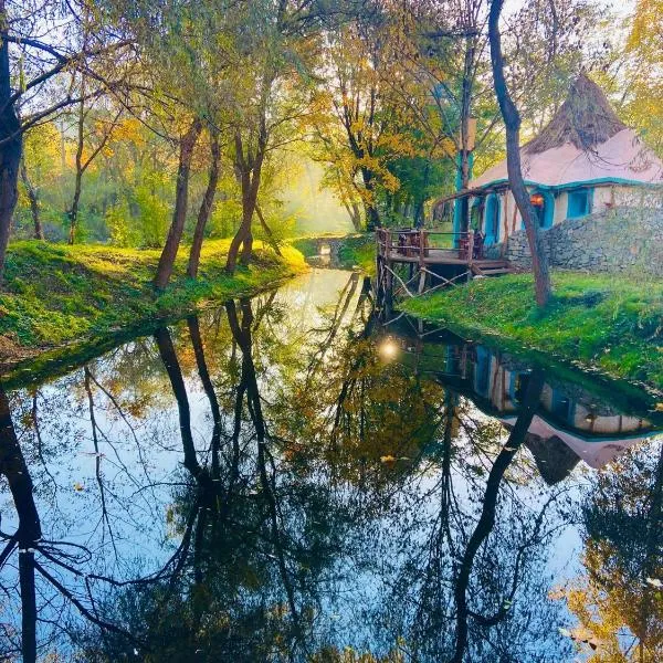 Viewtopia The Secret Land, hotel in Negreni