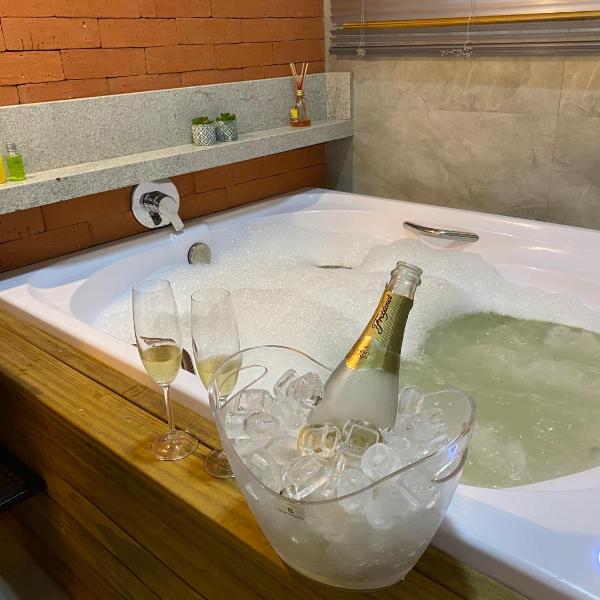 Cabana I com Banheira Hidro e Lareira - Chalet Mont Blanc - Urubici - Foto 3