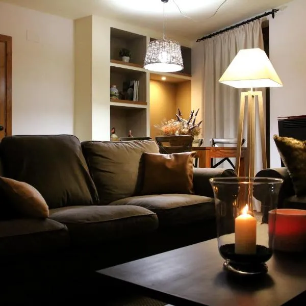 Apartaments Lo Paller، فندق في فالنسيا دو انيو