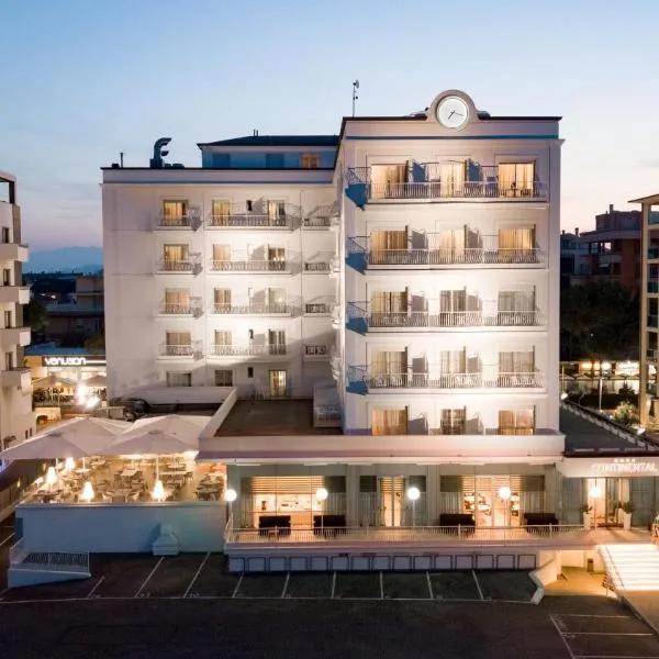 Hotel Continental, hotel em Torre Pedrera