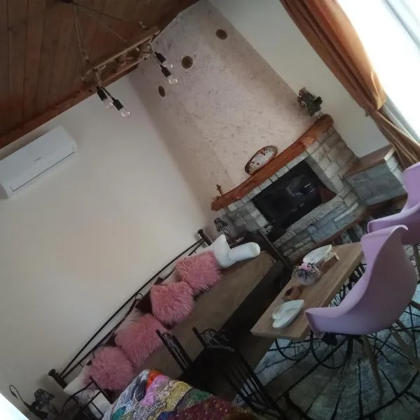 Villa Gianna, hotel v destinaci Karpenisi