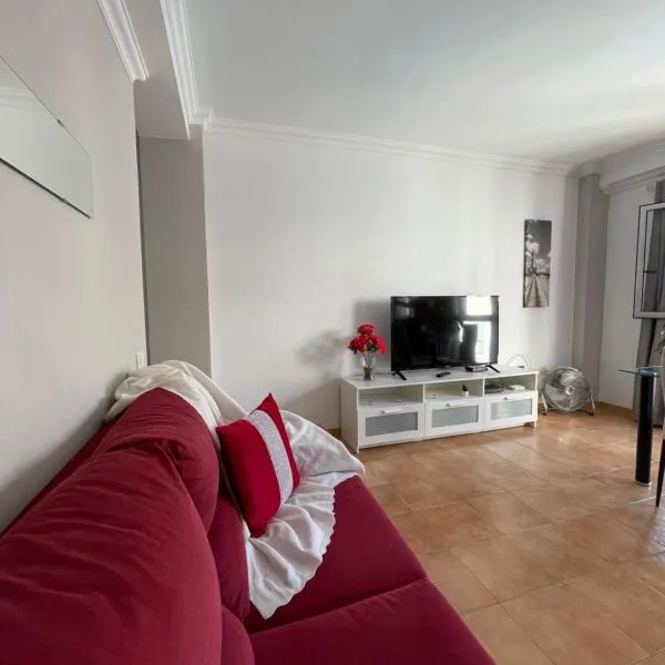 APARTAMENT SARDINA NEAR THE BEACH WITH POOL AND WIFI I, hotel v destinácii Gáldar