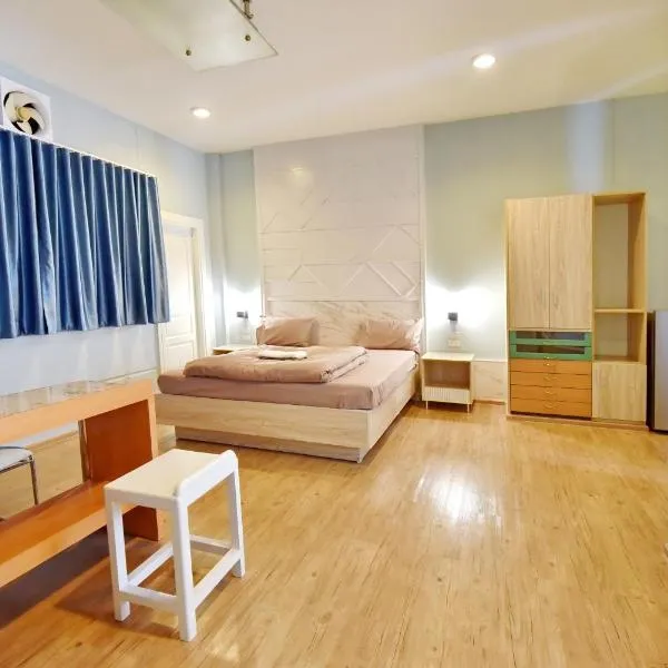 97 Merryland Apartments & Hotel, hotel v destinaci Ban Bang Samak