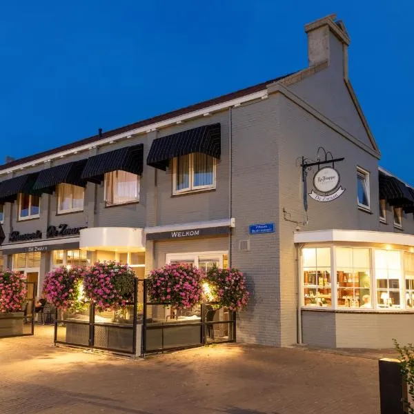 Hotel de Zwaan, hotel v destinaci Schoondijke