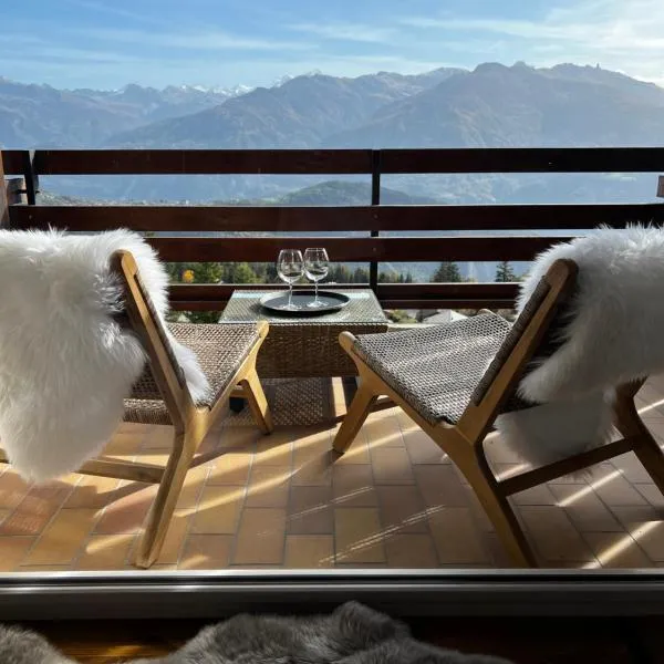 Superbe studio Anzère, rénové, au pied des pistes, hotel in Anzère