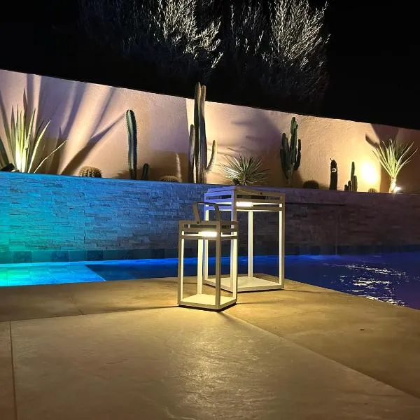 Villa Nawel Piscine sans vis-à-vis，Agadir Toudras的飯店