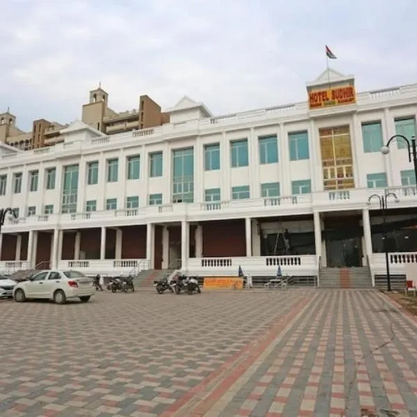 Hotel Sudhir, Sonipat、ソニパットのホテル