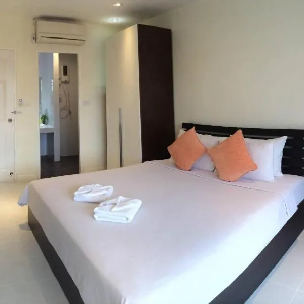 Glitter House Phuket, hotel v destinaci Kata pláž