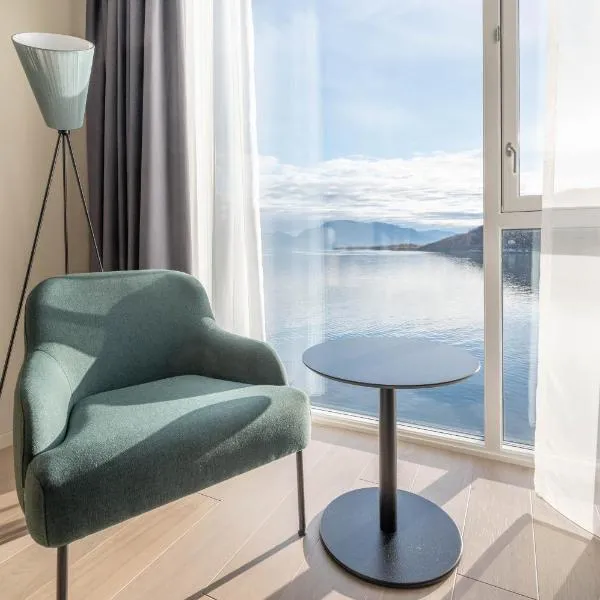 Home Hotel Arcticus, hotel v destinácii Harstad