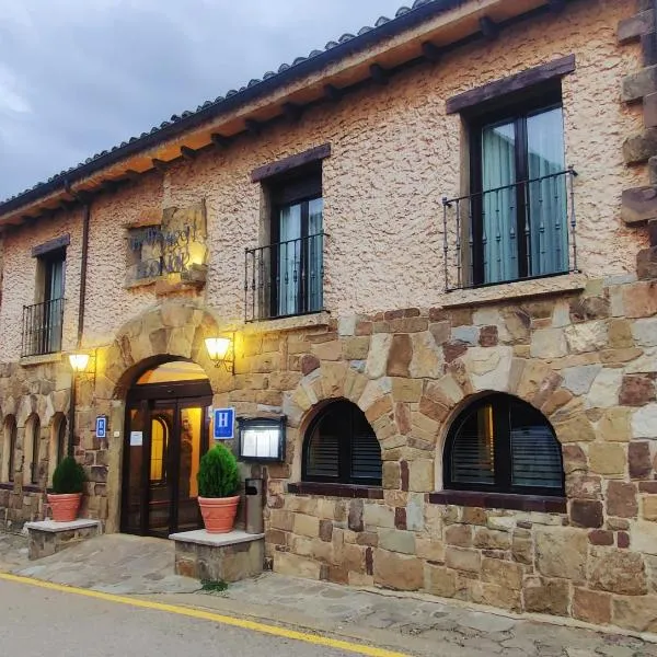 Hotel Leonor Mirón, hotel en Garray