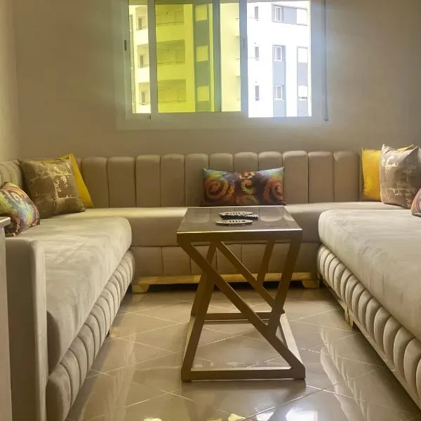 Jada Gzenaya, hotel in Tangier