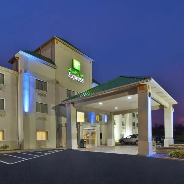 Holiday Inn Express Irwin-PA Turnpike Exit 67, an IHG Hotel, hotell i Greensburg