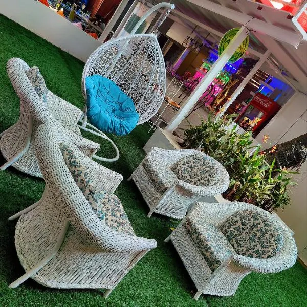 WTF My House, hotel in Baga