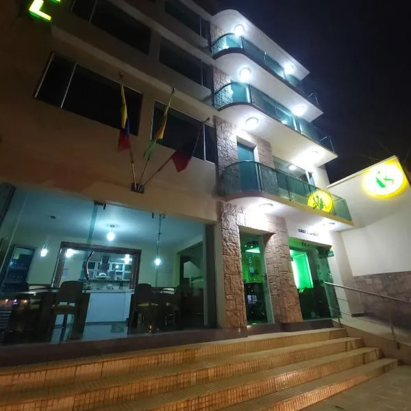 Apartahotel Vincent Suites, hotel v destinaci Pasto