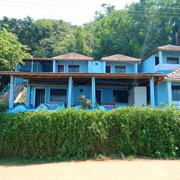 Poornima Beach Stay, hotel v destinaci Gokarna