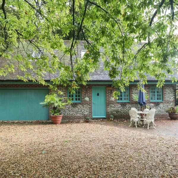 Pips Hideaway, hotel in Blandford Forum