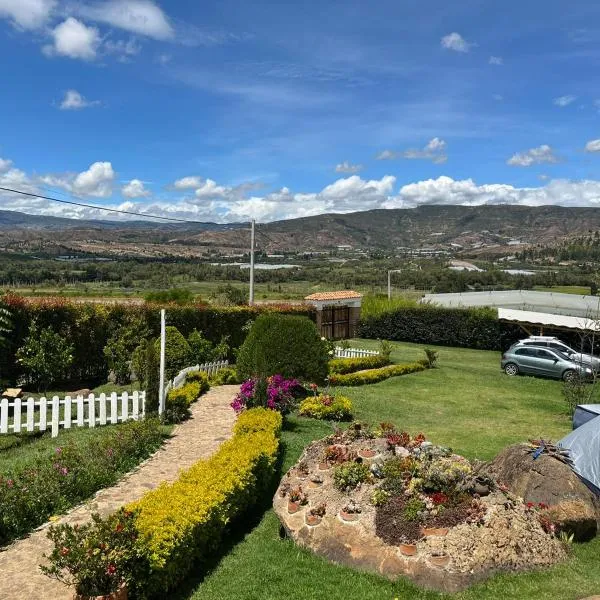 CABAÑA LOS JUANES, Hotel in Sutamarchán