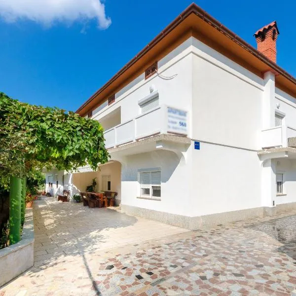 Apartments Ruza A, hotel in Lopar