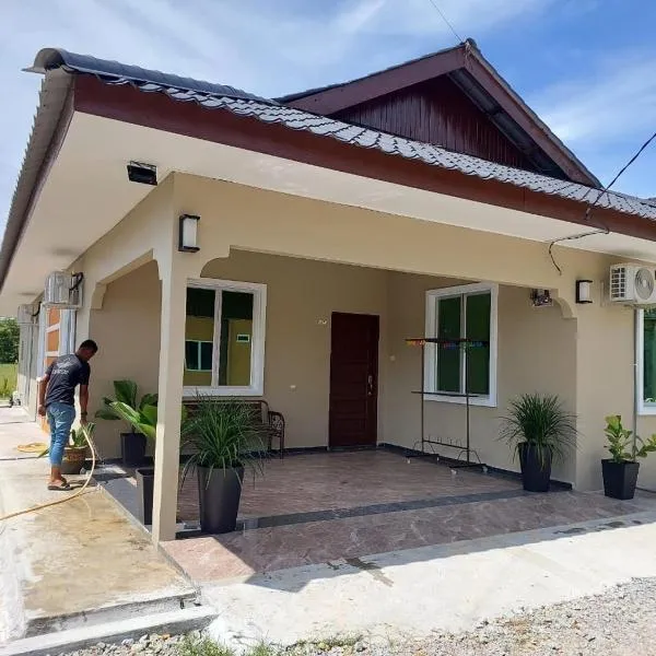 NurHumaira Homestay, hotel v destinaci Pantai Cenang