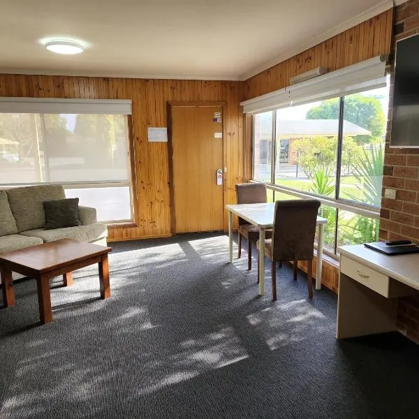 Country Roads Motor Inn Naracoorte, готель у місті Наракурт