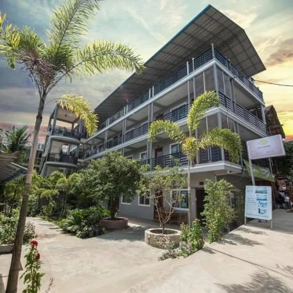 Roomy Guesthouse, hotel v destinaci Koh Rong Island