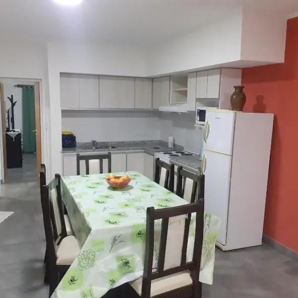 Residencia Schneider, hotel en Junín