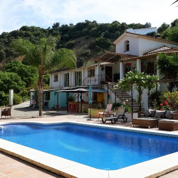 Vegan Guesthouse Finca Pereila, hotel v destinaci Coín