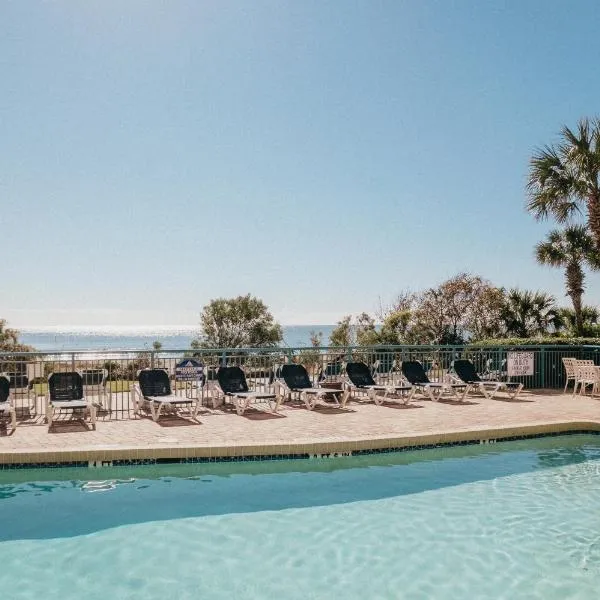 Sandcastle Oceanfront Resort South Beach، فندق في Surfside Beach