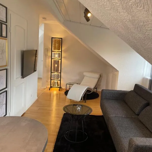 Boutique Ferienwohnungen mit Gartensauna, Nähe Europapark und Straßburg "ÜberNacht - am Talbach", hotel en Offenburg