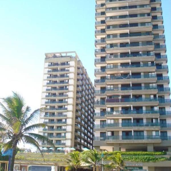Apartamento com toda infra e em frente a praia