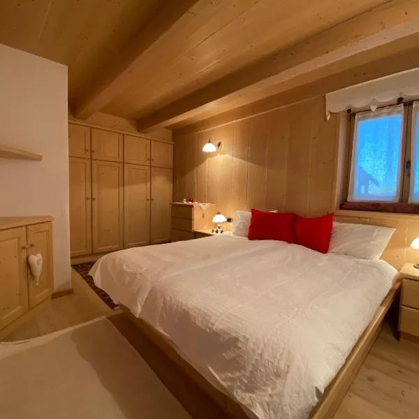 Cozy Mountain Chalet, hotel v Cavalese