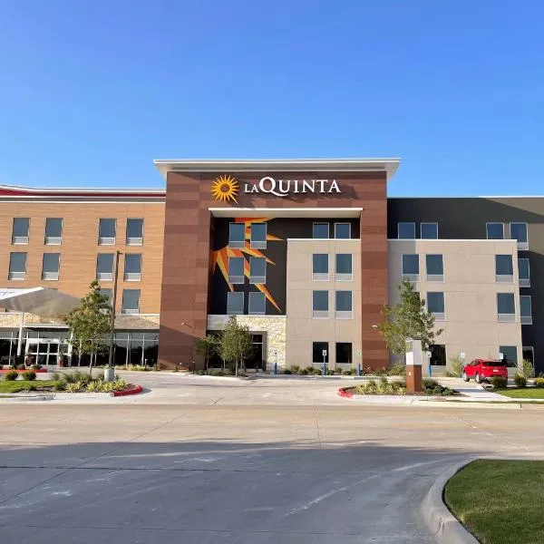 La Quinta Inn & Suites by Wyndham Pflugerville, hotell i Hutto